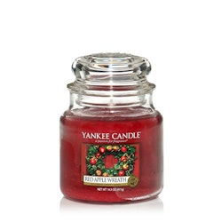 Yankee Candle - Red Apple Wreath - Medium Doftljus (Juldoft)