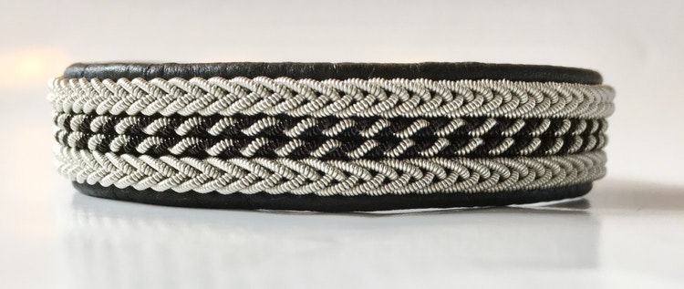 A32