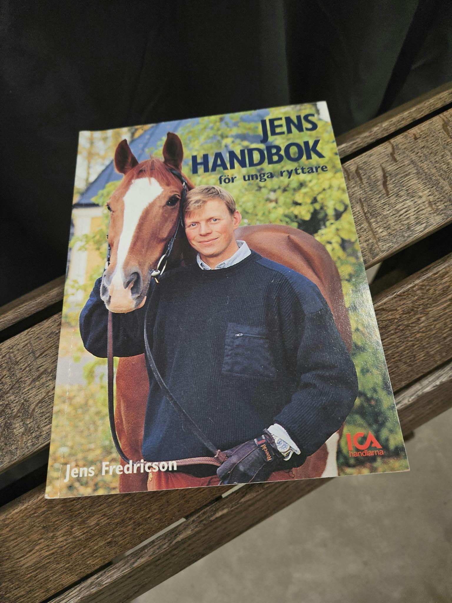 Bok: Jens handbok för unga ryttare