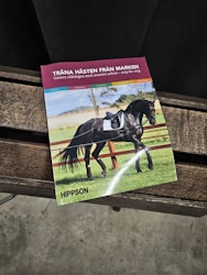 Bok: Träna hästen från marken, Hippson