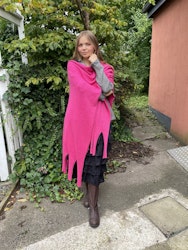 cerise sjal från noen
