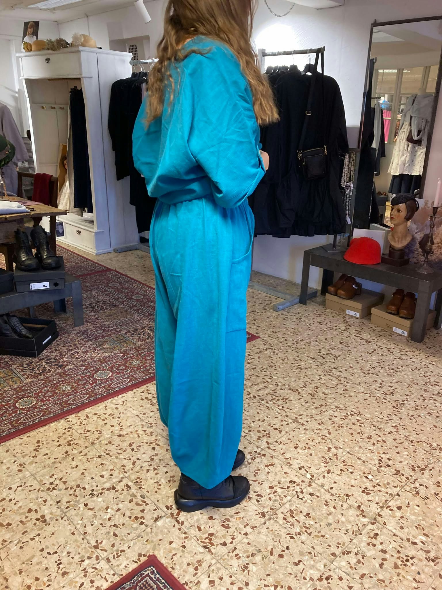 ballongbyxa turkos lin från längorna