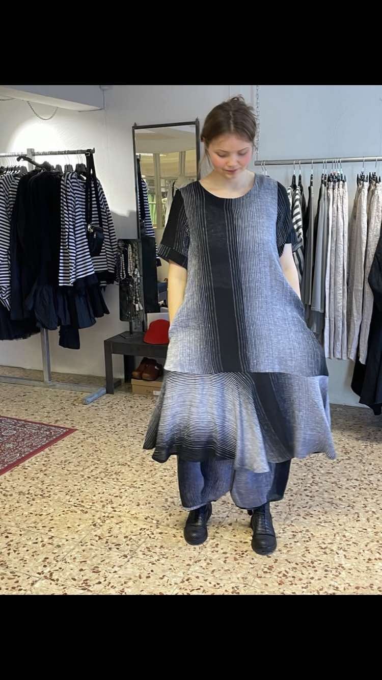 kitty klänning från Längorna