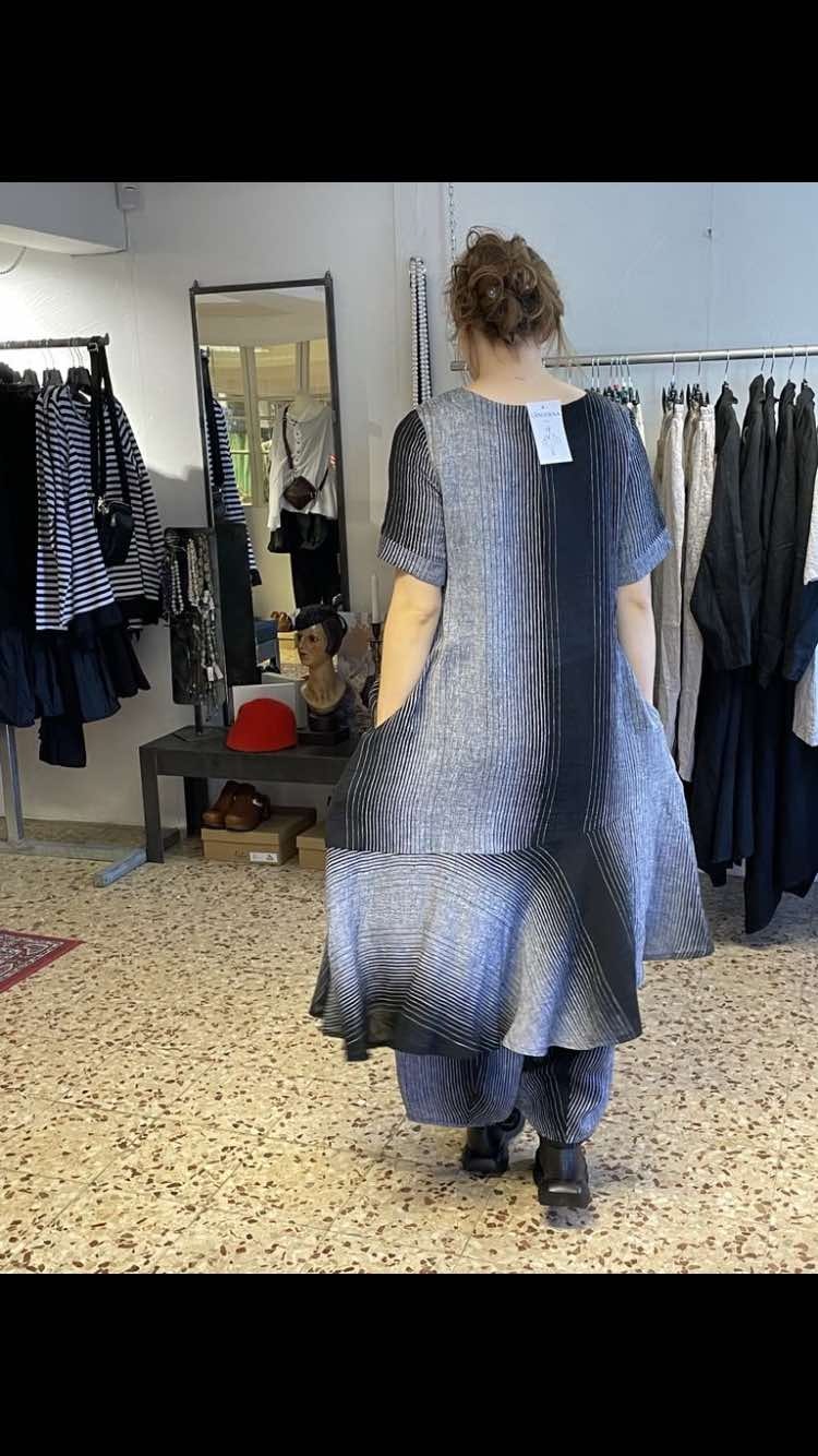 kitty klänning från Längorna