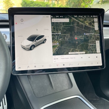 Justerbart fäste till skärmen, sidled + upp och ner - Tesla Model 3/Y