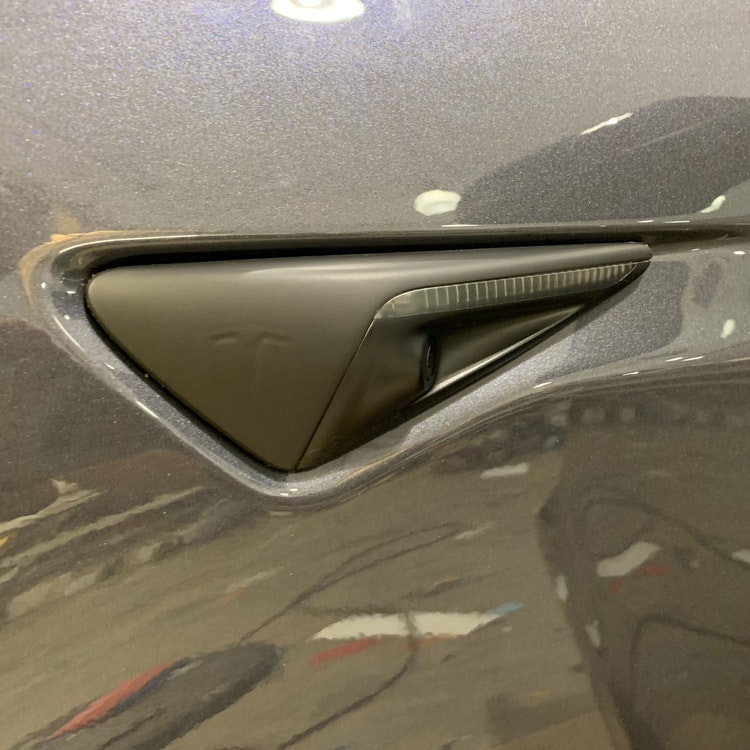 Chrome delete, Tesla Model 3