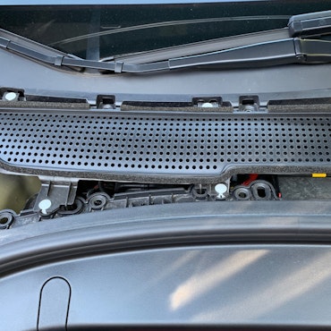 Ventilationsskydd t frunken - Tesla Model 3
