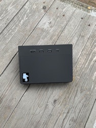 USB Hub - Tesla Model 3