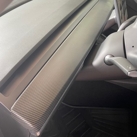 Panel t instrumentbrädan - carbon fiber matt - Tesla Model Y