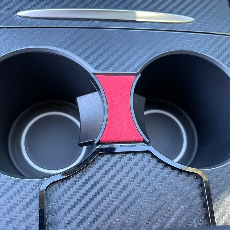 Fjädrande insats t mugghållaren, röd - Tesla Model 3 2021/Y