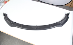 Frontspoiler glossy carbon fiber - Tesla Model 3