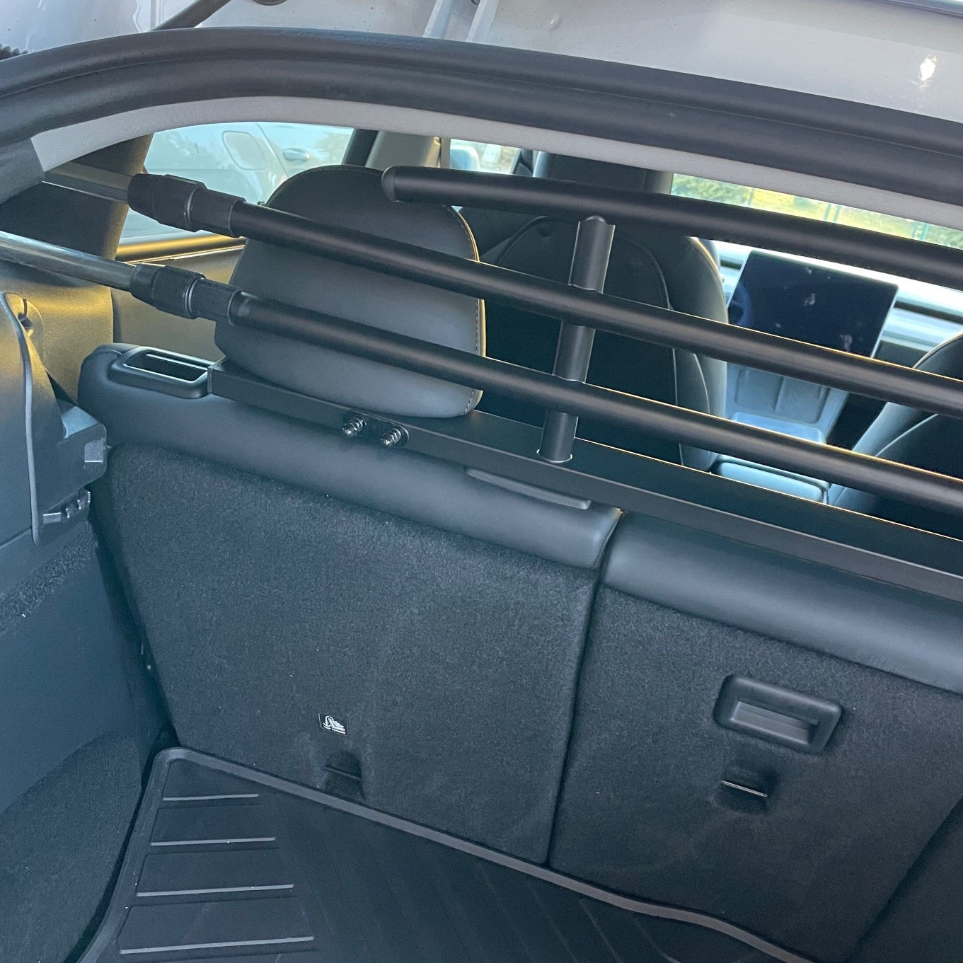 Lastgaller - Tesla Model Y