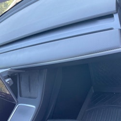 Instrumentpanel och dörrpaneler, matt äkta carbon fiber - Tesla Model 3 2021/Y