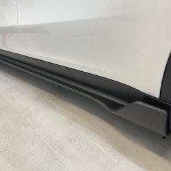 Sidokjol matt carbon fiber - Tesla Model Y