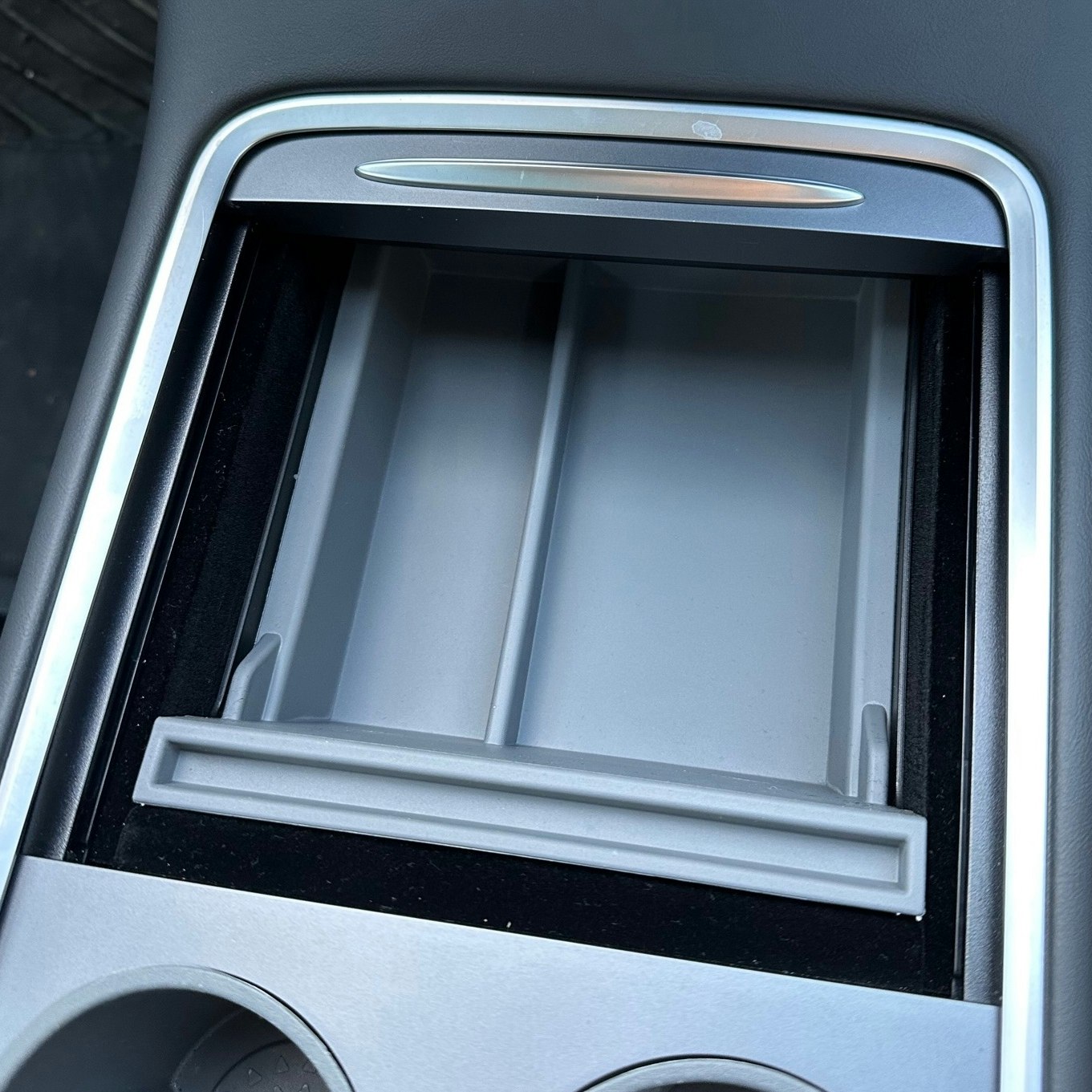 Förvaringslåda mittkonsol m grå insats- Tesla Model 3 2021/Y - Tillbehör till  Tesla o ID.3/ID.4 - köp online hos