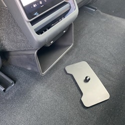 Trash can under the rear screen - Tesla Model 3 Highland