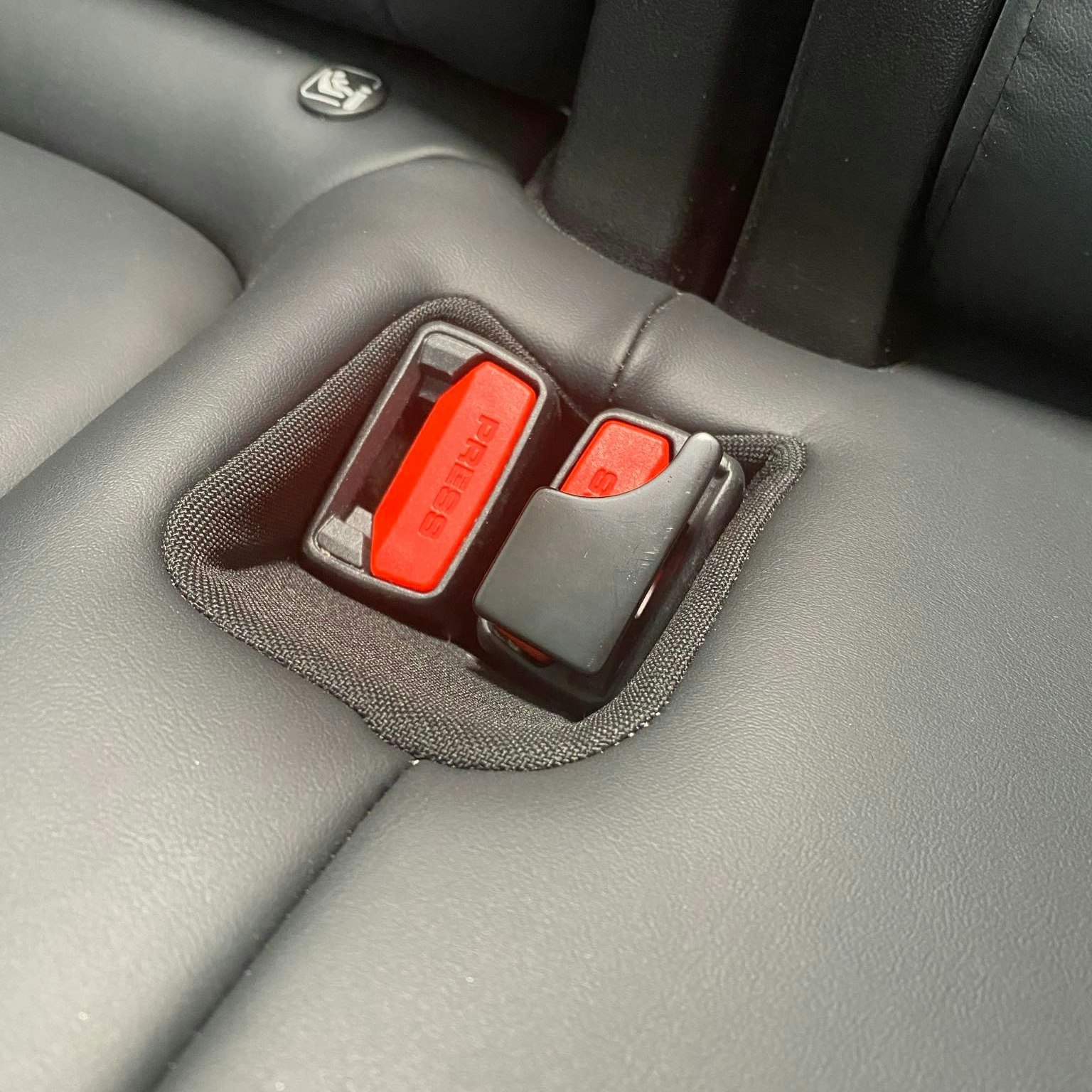 Bältesdummie, platt modell, flera fäger - Tesla Model S/3/X/Y+ID.3/4
