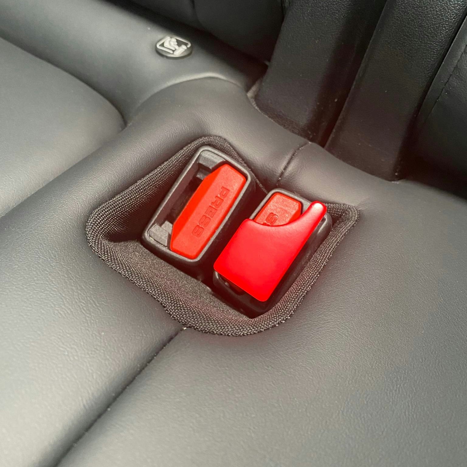 Bältesdummie, platt modell, flera fäger - Tesla Model S/3/X/Y+ID.3/4