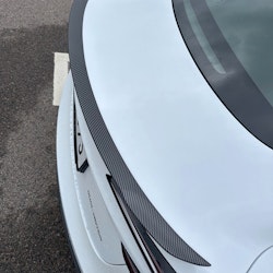 Spoiler with beveled edges in ABS, 2 colors - Tesla Model 3 Highland