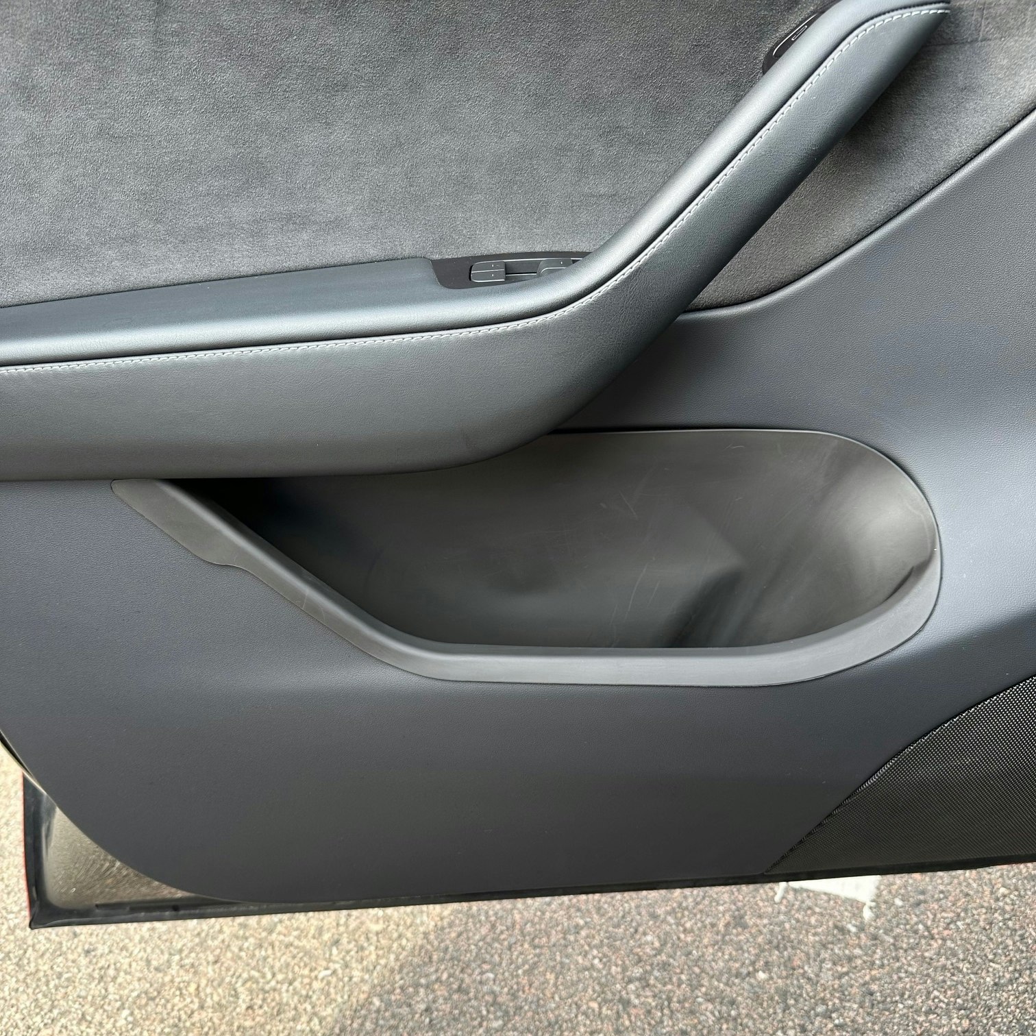 Insatser till dörrfacken, set om 4 - Tesla Model Y