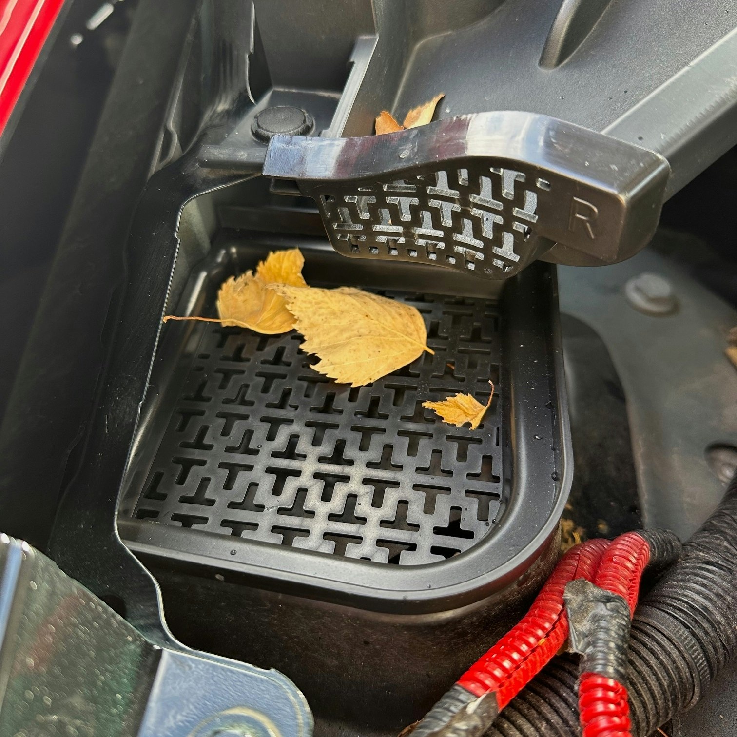 Avrinningsskydd - Tesla Model Y