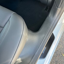 Step cover, 4 pcs, black - Tesla Model 3 Highland