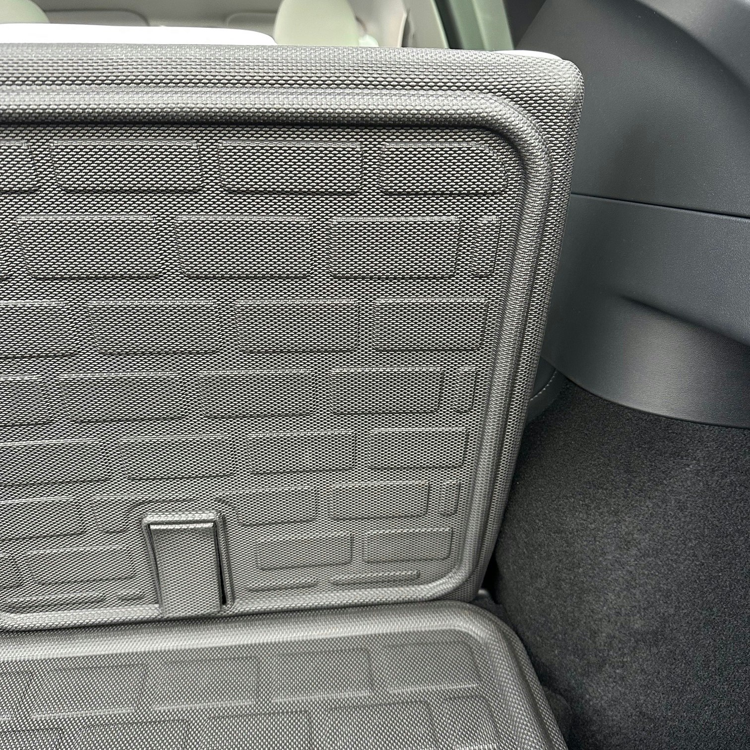 Mats/cover for the back of the last 2 rear seats, XPE - Tesla Model Y 7 seats