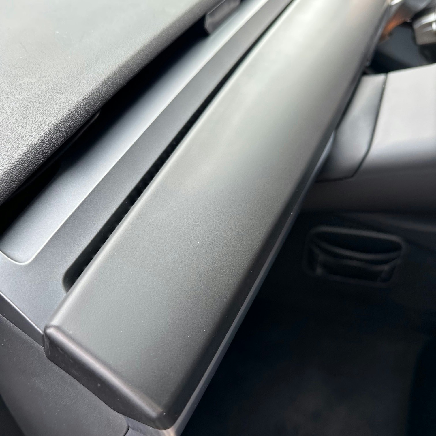 Paneler till instrumentbrädan, matt svarta - Tesla Model 3/Y