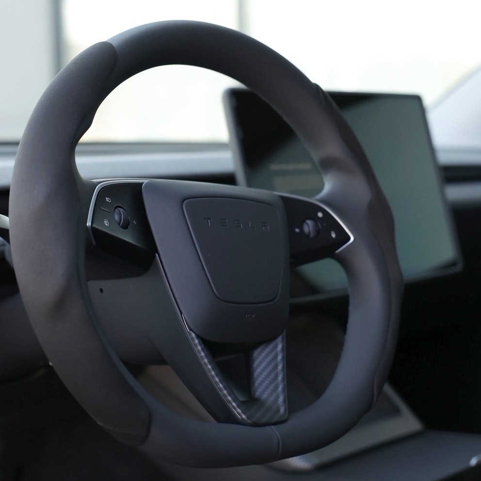 Skydda din ratt med paneler och få bättre grepp - Tesla Model 3 Highland/Model Y Juniper