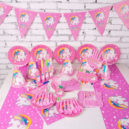 Unicorntema - dukning för 6 personer - Rosa tema