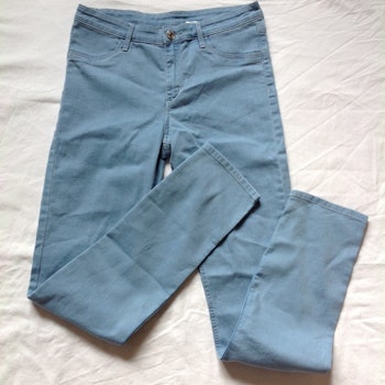 Ljusblå jeans stl 170