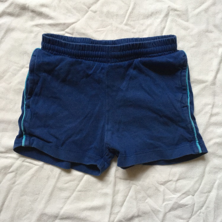 Blå shorts stl 80