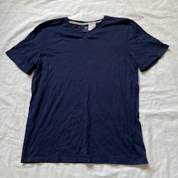 Blå t-shirt stl 146/152