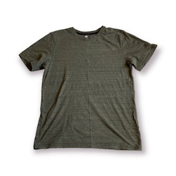 Grön t-shirt stl 158/164