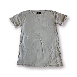 Grå t-shirt stl 170