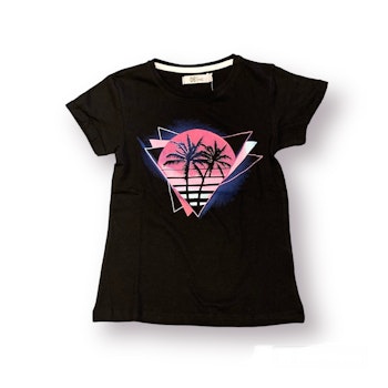 REA Svart t-shirt stl 122-164
