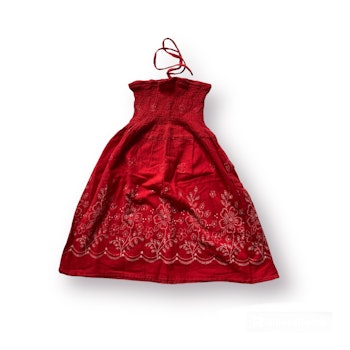 Röd klänning stl 104