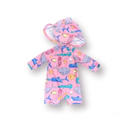 Rosa uv-dräkt med solhatt
