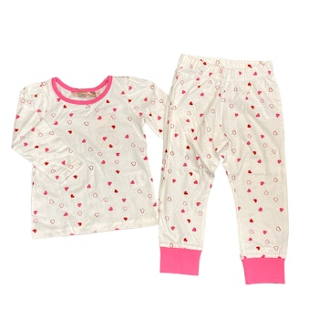 Vit pyjamas hjärtan