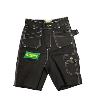 Svarta byggshorts stl 116