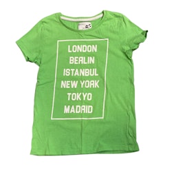 Grön t-shirt stl 110/116