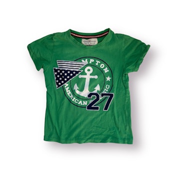 Grön t-shirt stl 110/116