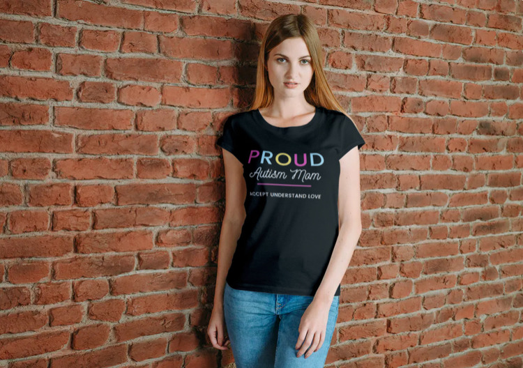 Lady Fit T-Shirt-Proud Autism Mom-Tshirt Svart-T-Shirt