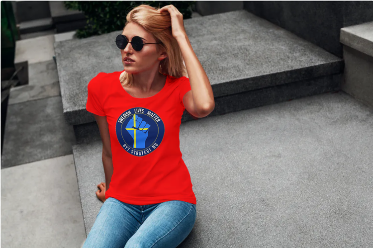 Byt Strategi Nu-T-Shirt Women