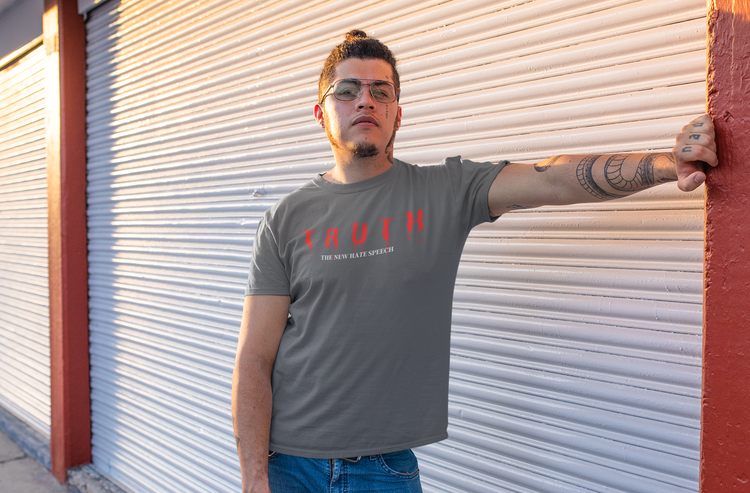 TRUTH T-Shirt Men