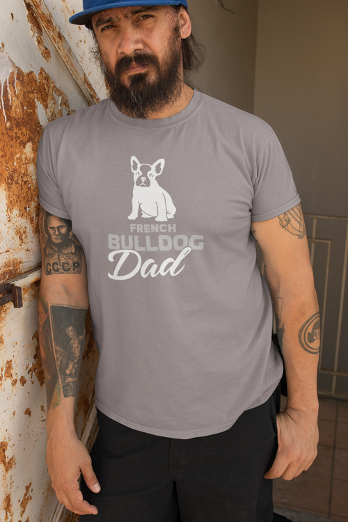 T-Shirt Fransk Bulldog. Tryckmotiv French Bulldog Dad. Flertalet färger & storlekar. Finns även i andra tröjmodeller