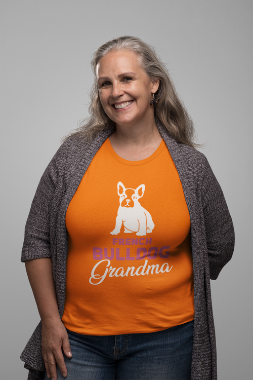Fransk Bulldog Framor/Mormor T-Shirt. T-Shirt med text French Bulldog Grandma med Fransk Bulldog på bild.