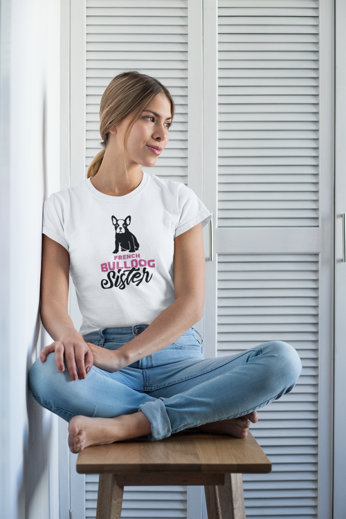 Stor utbud av Fransk Bulldog T-Shirts. Ftansk Bulldog Sister T-Shirt. Frenchie T-Shirts for all seasons