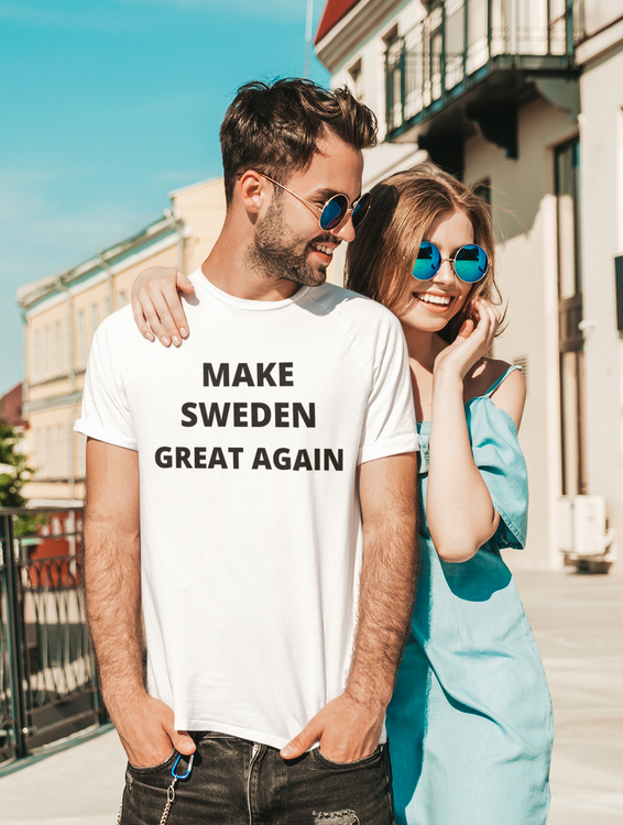 Make Sweden Great Again T-Shirt. Herr. Vit. Make Sweden Great again is a revolution from the countrys own people. Make Sweden Great eccklusive T-Shirt