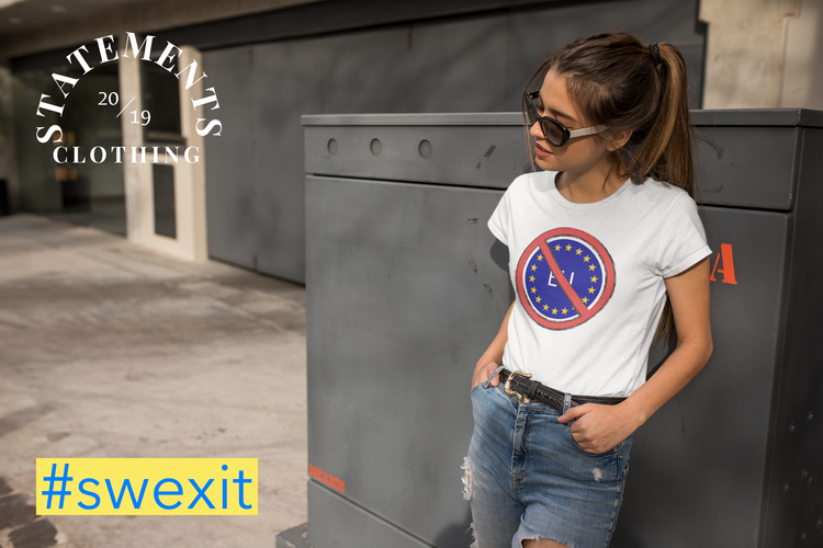 Nej till EU T-Shirt. Vita & Svarta färger i dammodeller med No To Europe text. En SWEXIT T-Shirt